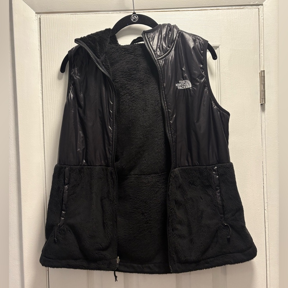 The North Face Women's Hooded Black Fleece Vest